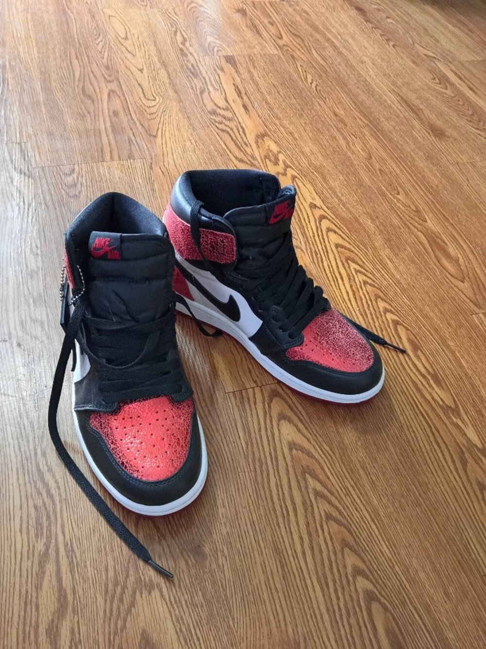 NEW! Women's JORDAN 1 RETRO